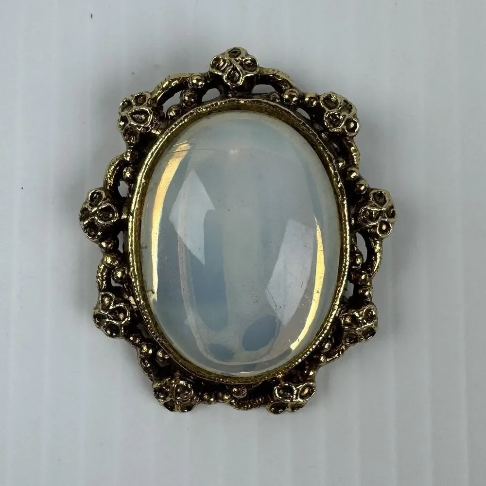 Vintage Opalescent Cabochon Brooch Gold Tone Ornate Oval Pin